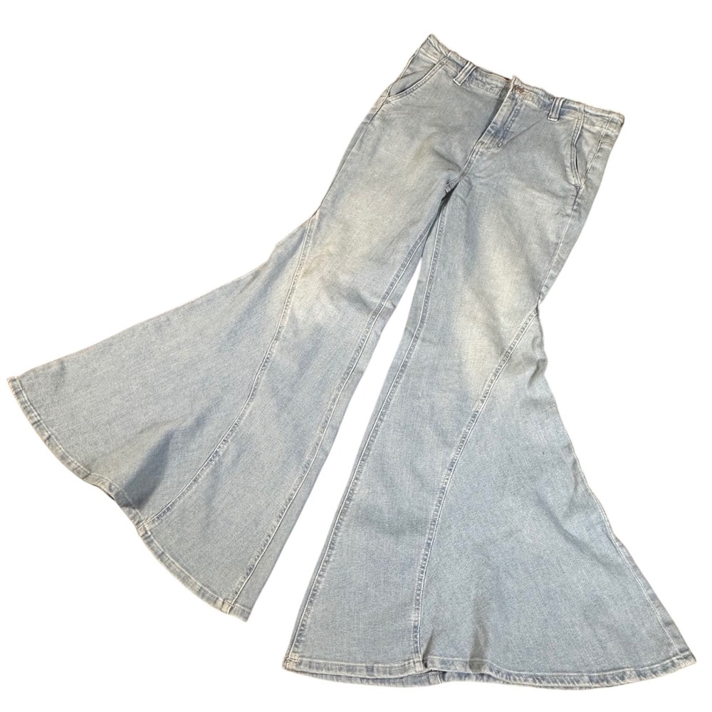 We‎ The Free Marque High Rise Flare Jeans NWOT Womens 29 Blue Wide Leg Denim